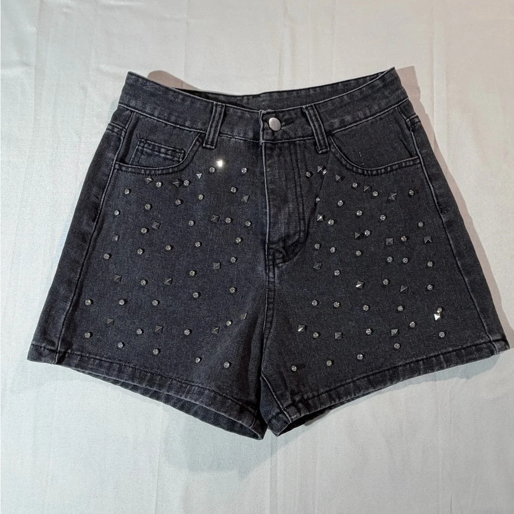 Studded Rhinestone Distressed Black Denim Shorts‎ Size Small Festival Edgy